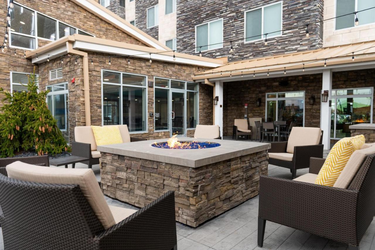 Residence Inn By Marriott Toledo West Екстер'єр фото